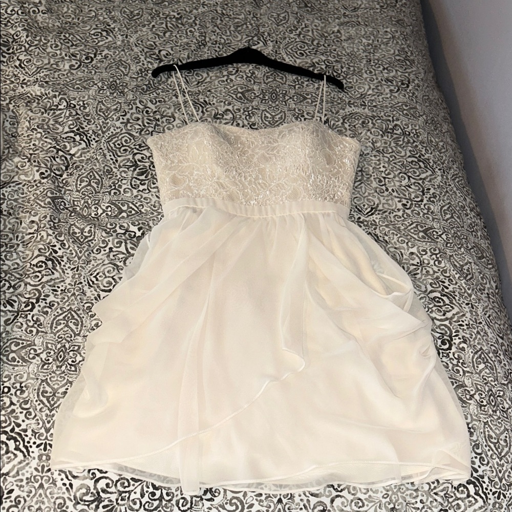 Elegant White Mini Dress